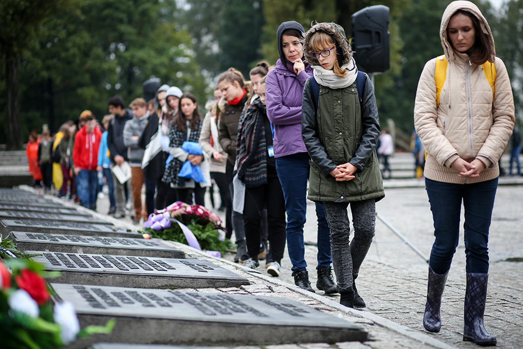 auschwitz-giovanipace-2017-2