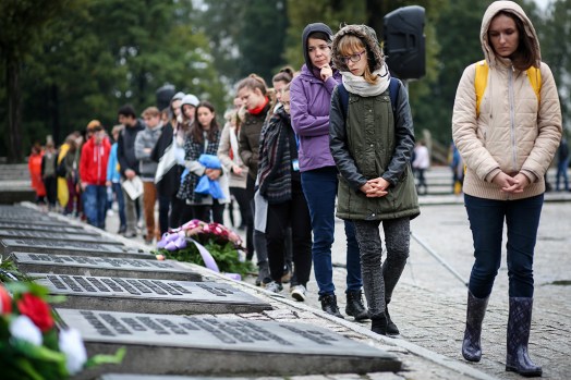 auschwitz-giovanipace-2017-2