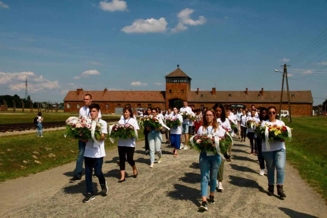 Pellegrinaggio_a_Auschwitz__Birkenau__Global_Friendship_to_Live_Together_in_Peace__20_luglio_2019_1.jpeg